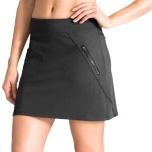 Athleta Trailside Skort